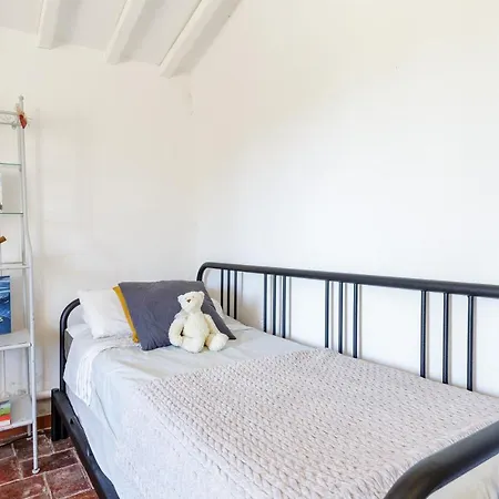 Charming Vineyard Lodge: Poolside Retreat Near Bandol Beaches Holiday home Le Beausset